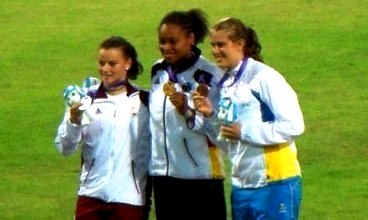 Váradi Krisztina a dobogón - ifi Olimpia 2010